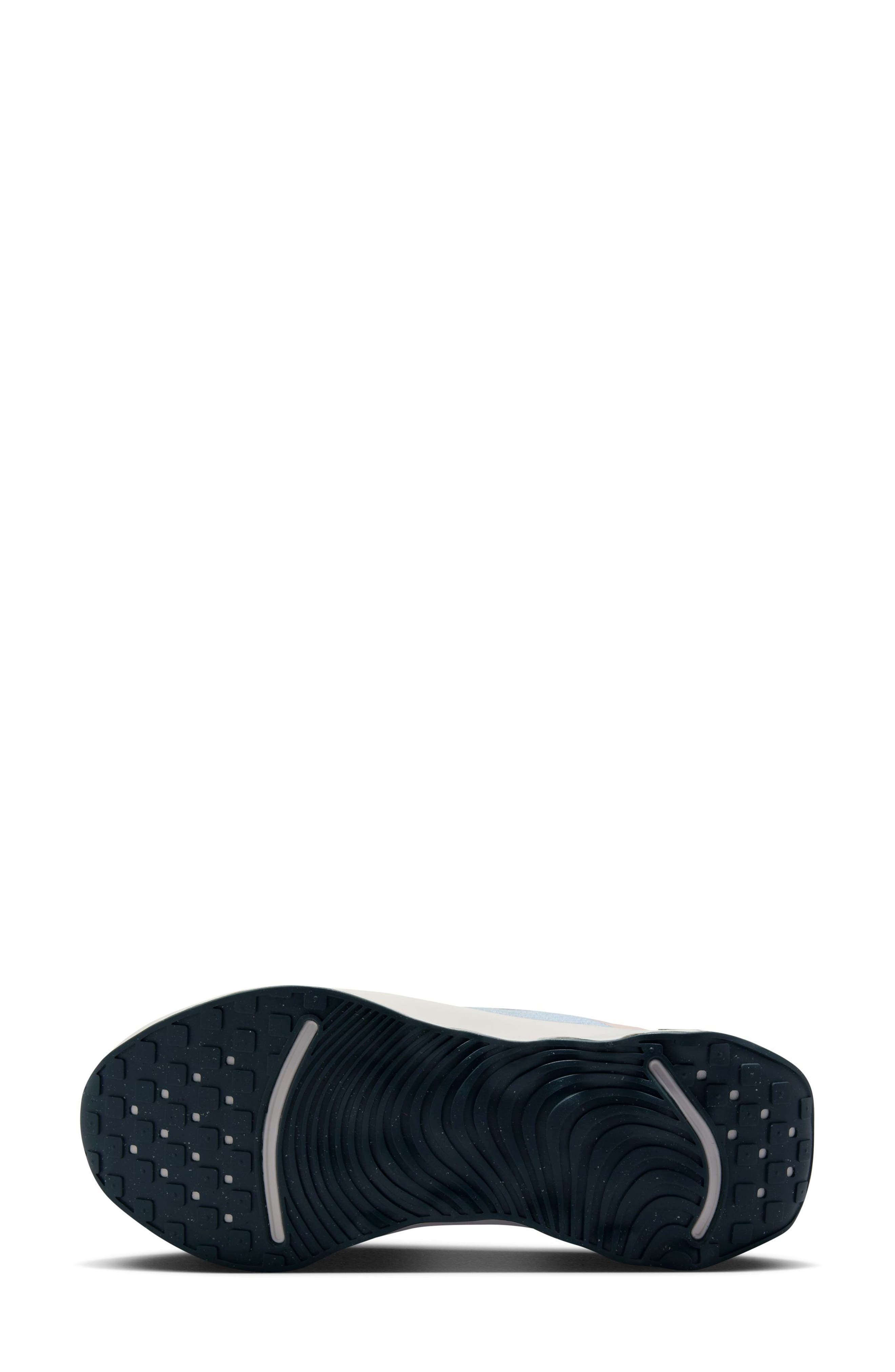Nike Motiva Road Runner Walking Shoe in Glacier Blue/Coral at Nordstrom - 4