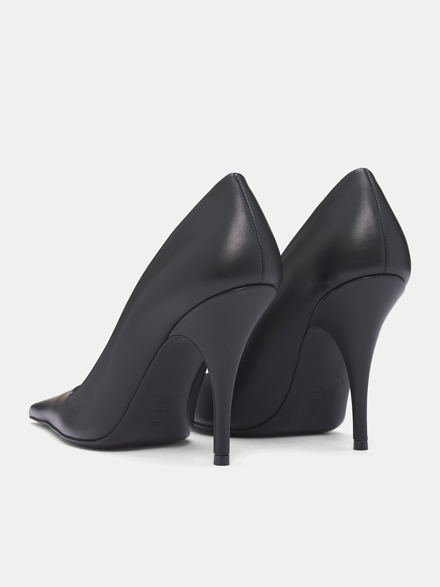 Black Leather Sharp Pumps - 5