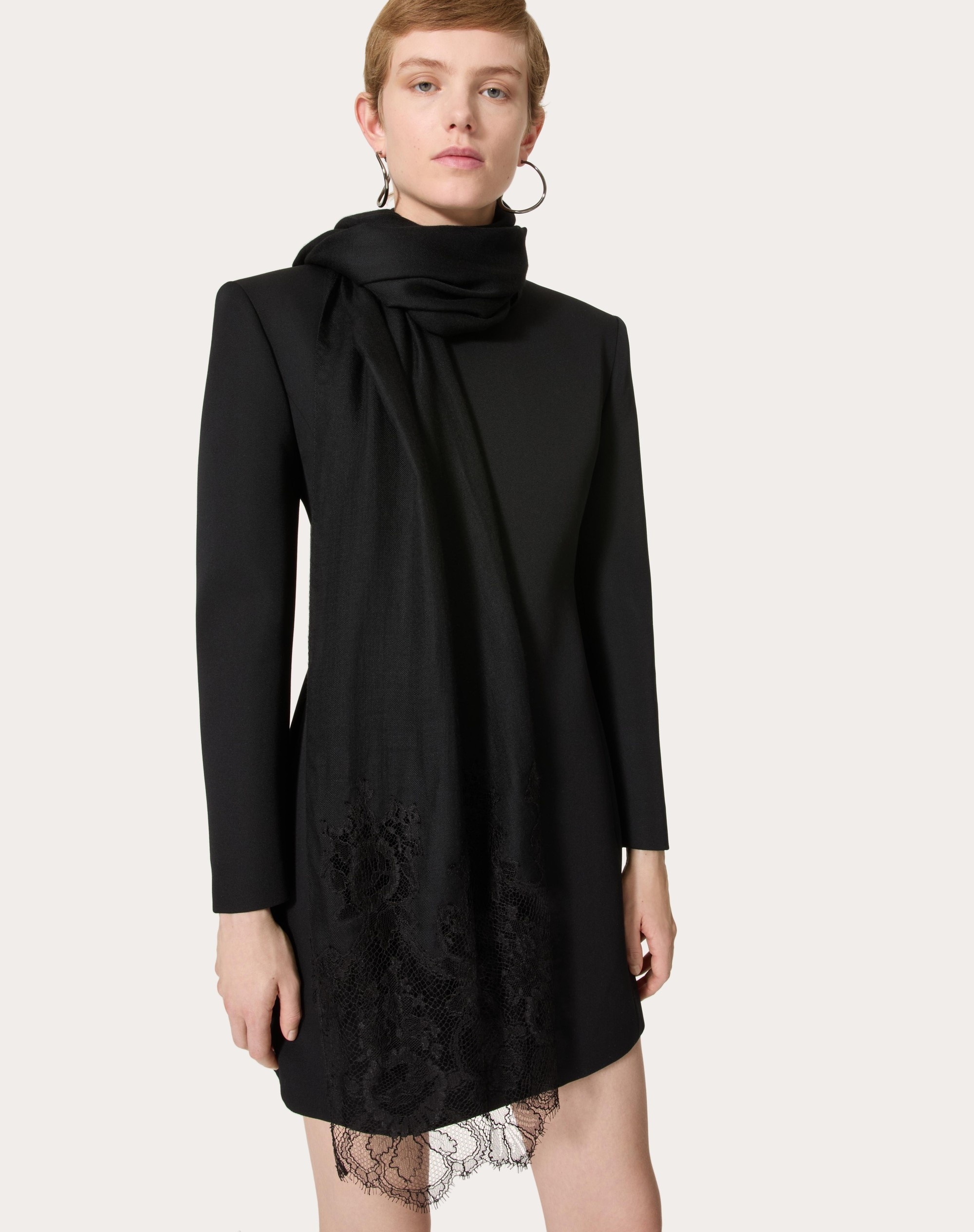 LACE STOLE IN CASHMERE AND WOOL WITH LACE DETAIL - 4