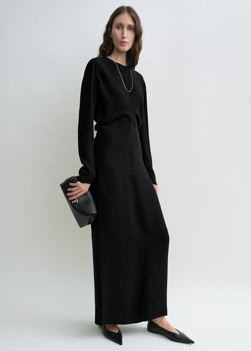 Totême Long-sleeve slouch waist dress black outlook