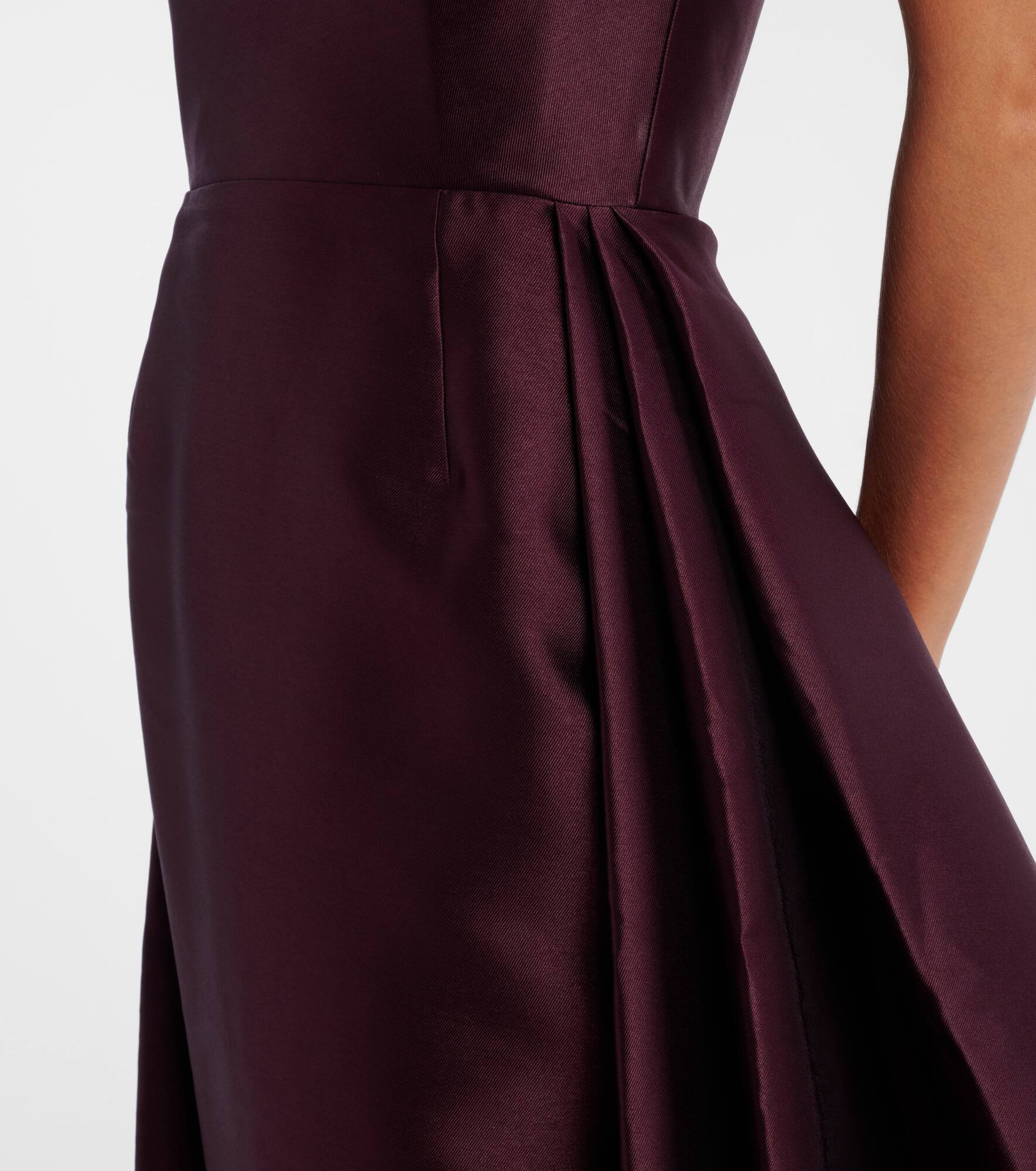 Satin gown - 5
