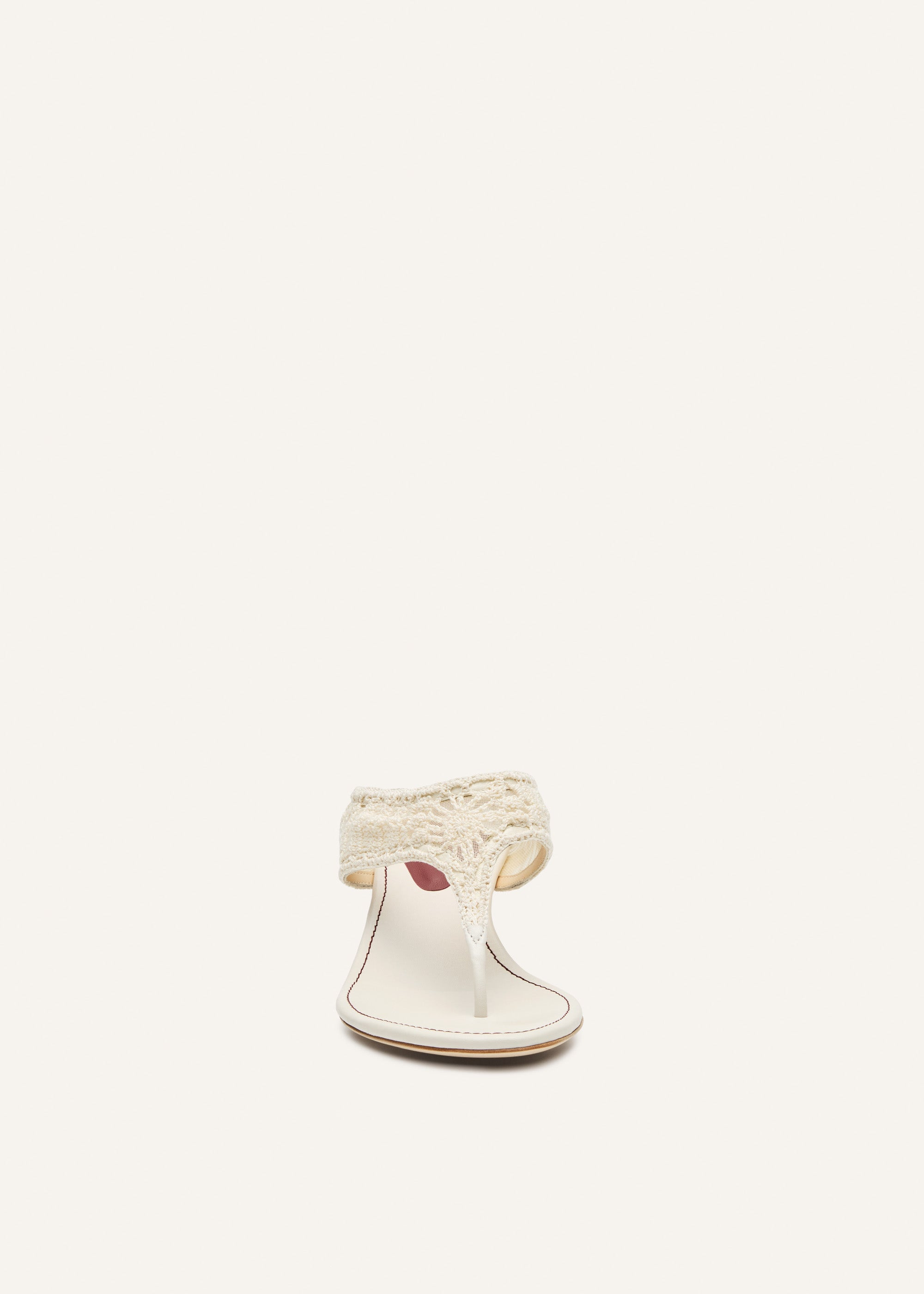 Thong sandals in crochet cream - 3
