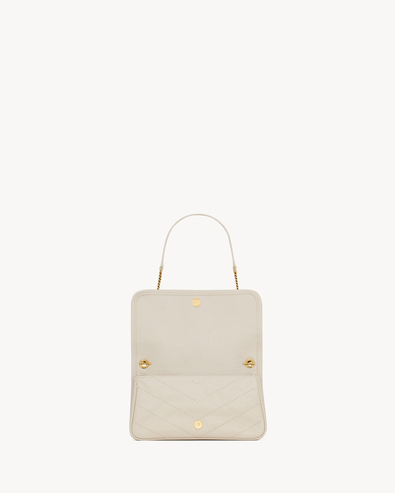 NIKI CHAIN POUCH IN VINTAGE LEATHER 5