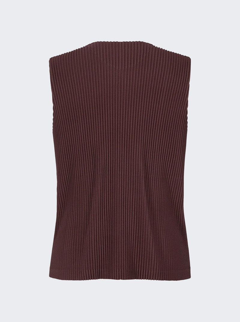 ISSEY MIYAKE Quarry Vest Wine outlook
