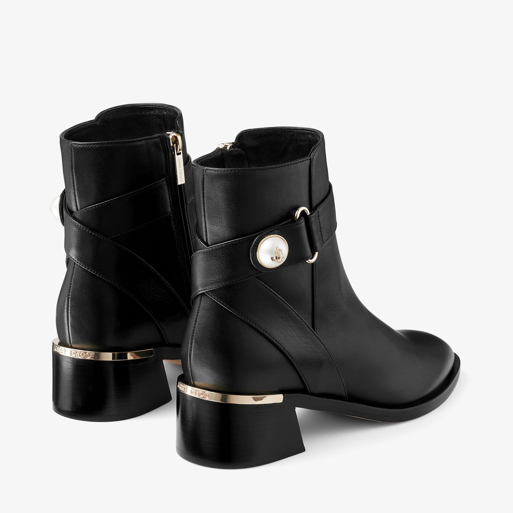 Noor 45
Black Leather Ankle Boots - 5