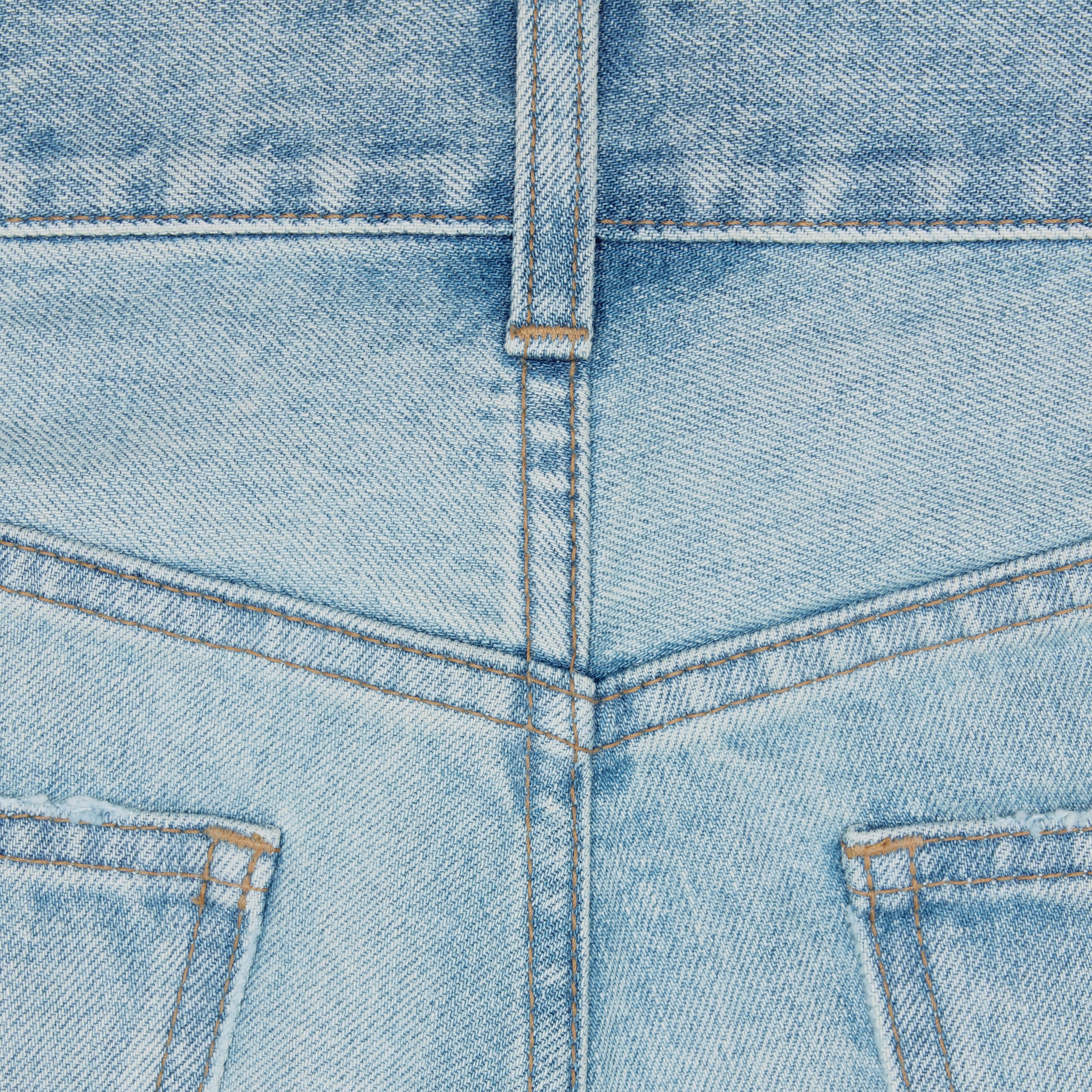 関税込 CELINE Classic dylan flared jeans in rider wash denim 2N785789D-08KW_1_SS25_M.jpg
