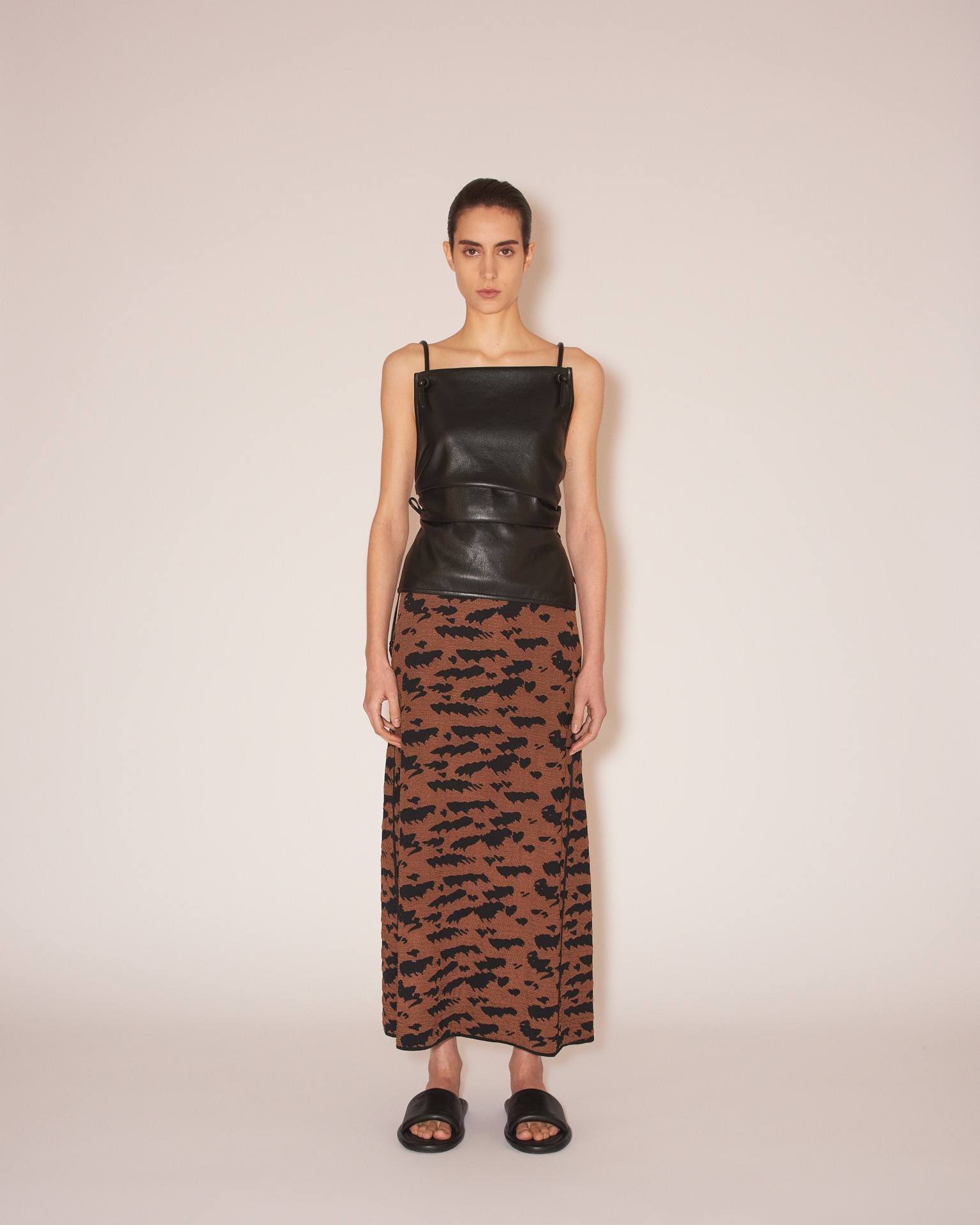 EMILE - Shiny jacquard midi skirt - Black/brown - 1