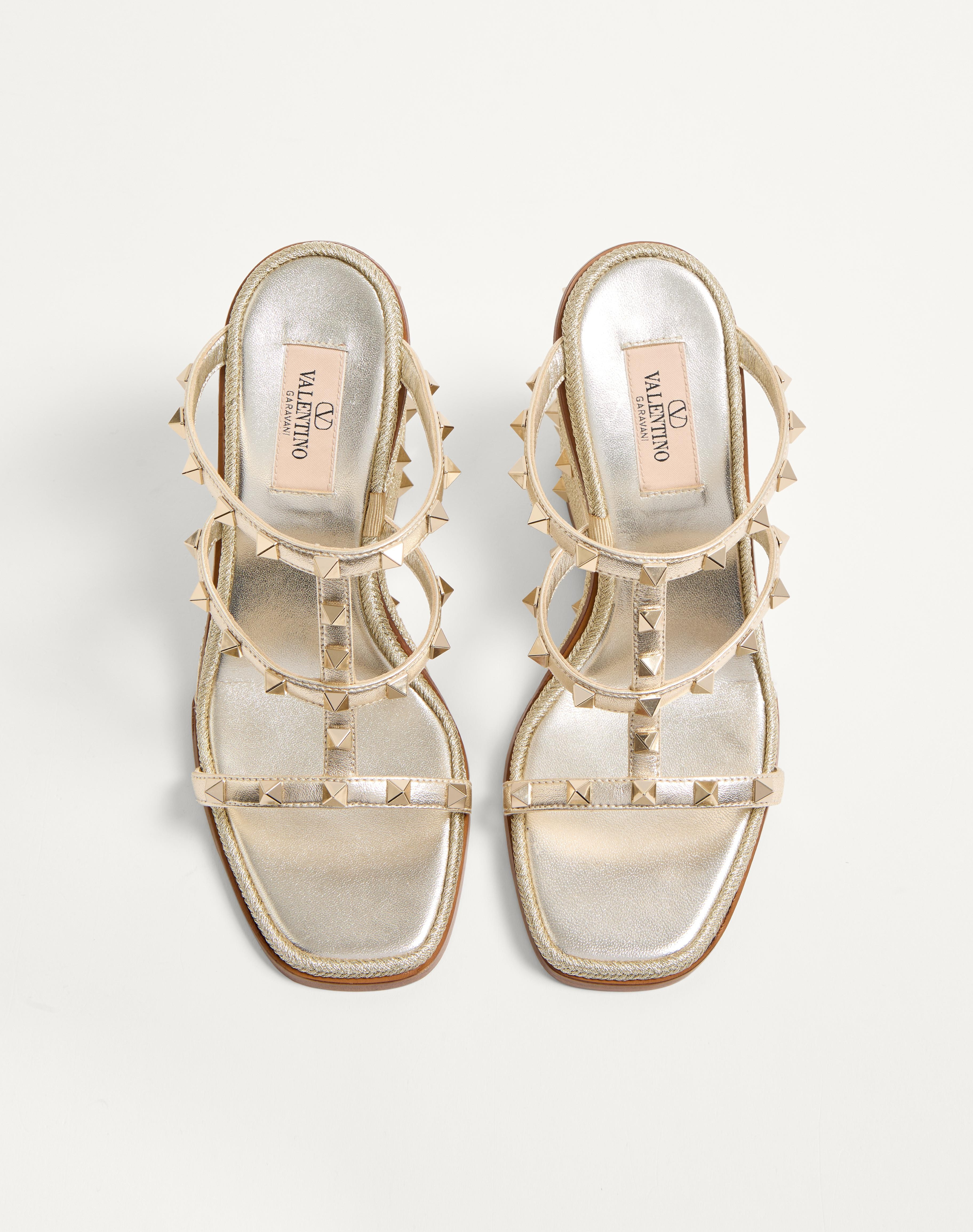 ROCKSTUD WEDGE SANDAL IN LAMINATED NAPPA WITH CORNELY EMBROIDERY 100MM - 4