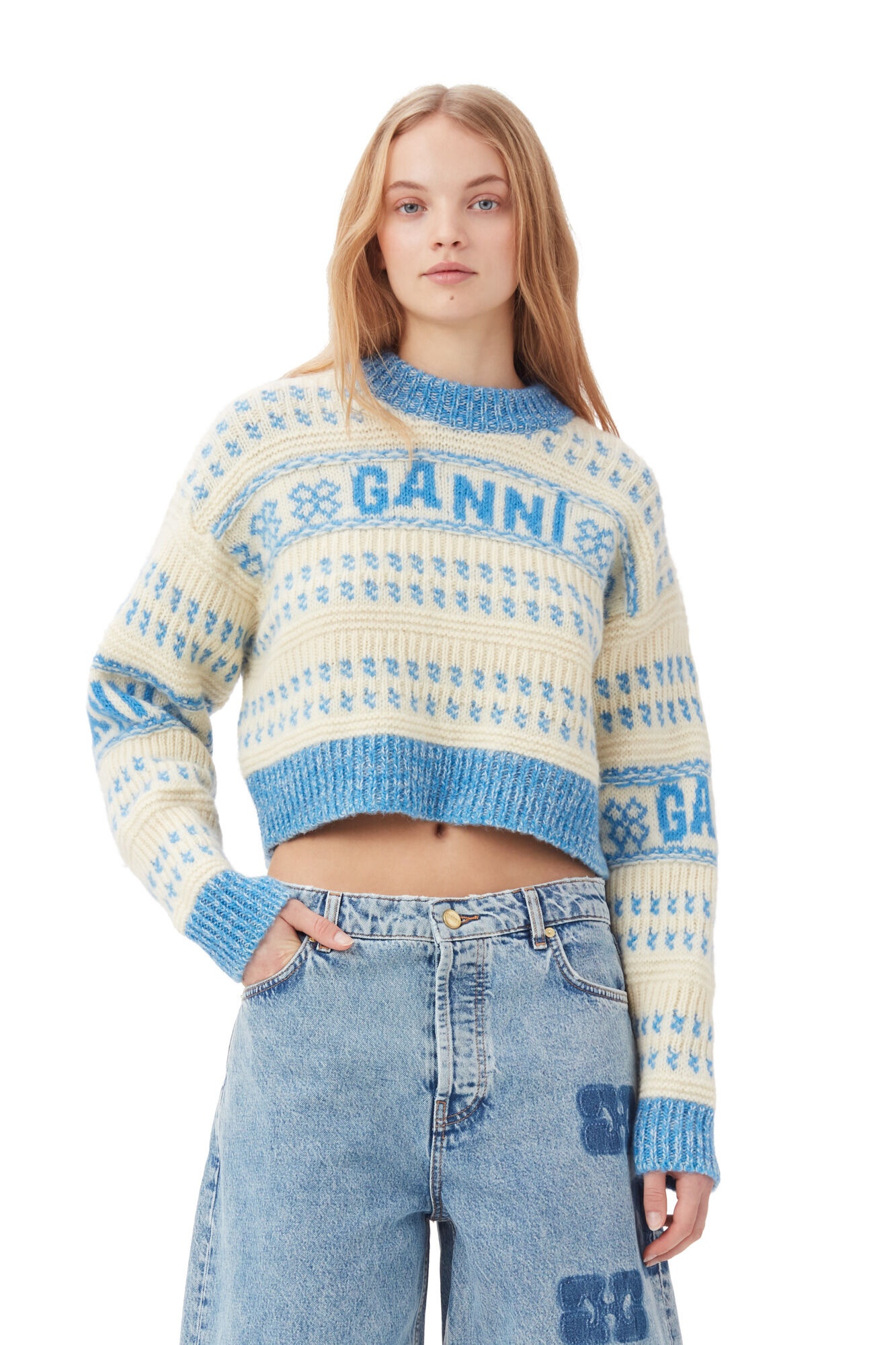 BLUE LAMBSWOOL CROPPED O-NECK PULLOVER - 3