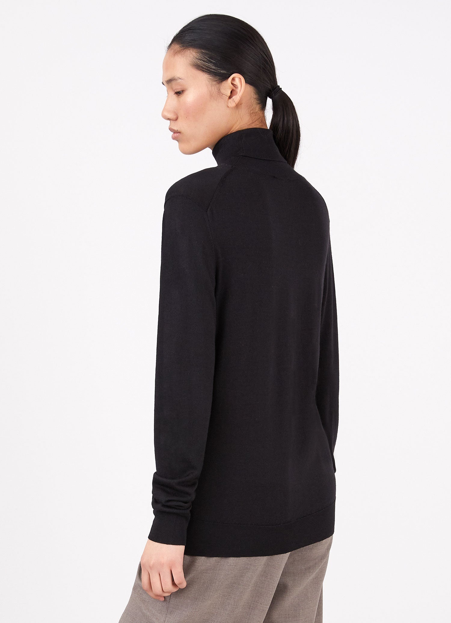 Merino Silk Roll Neck jumper - 4