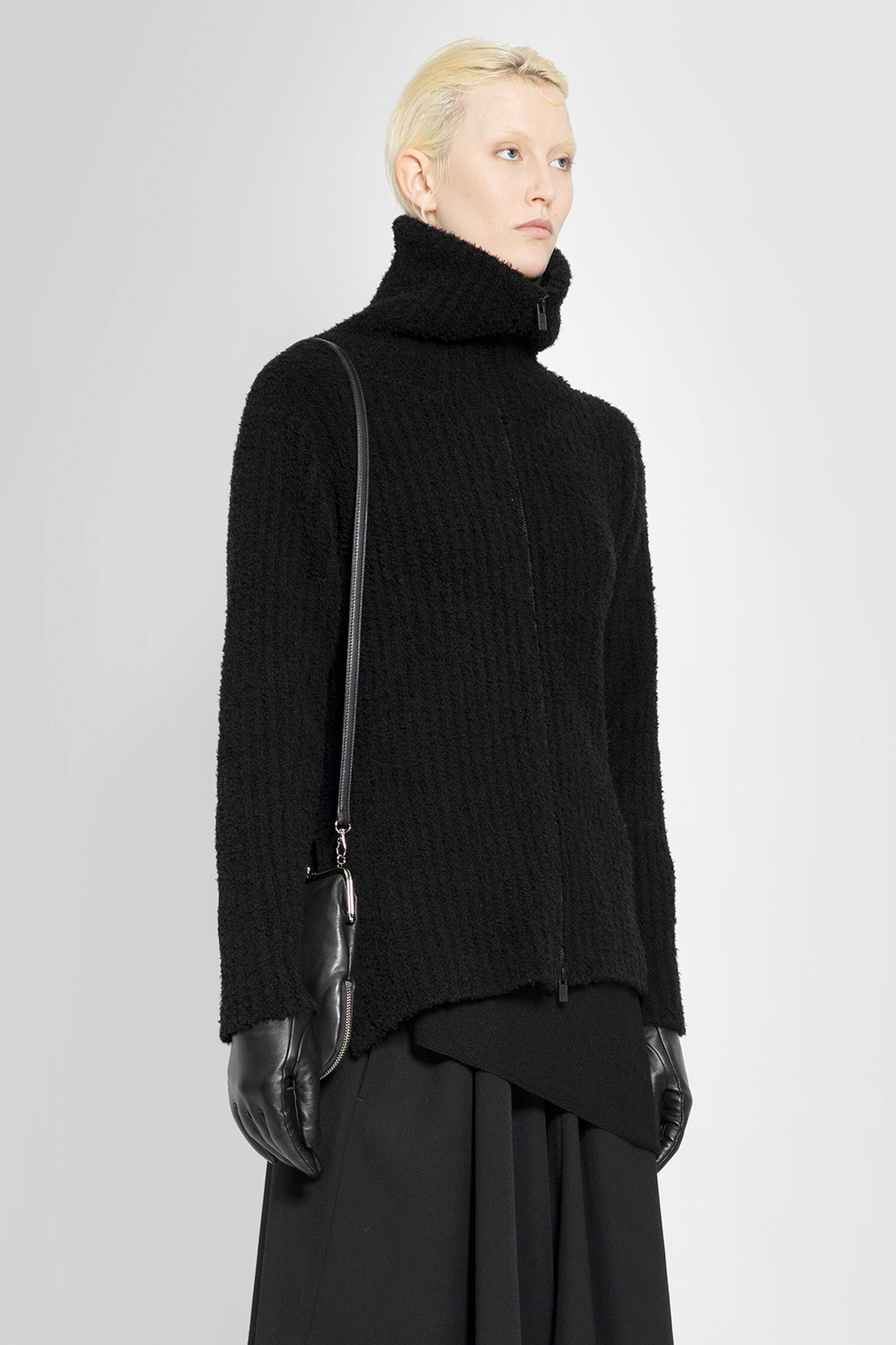 YOHJI YAMAMOTO WOMAN BLACK KNITWEAR - 2