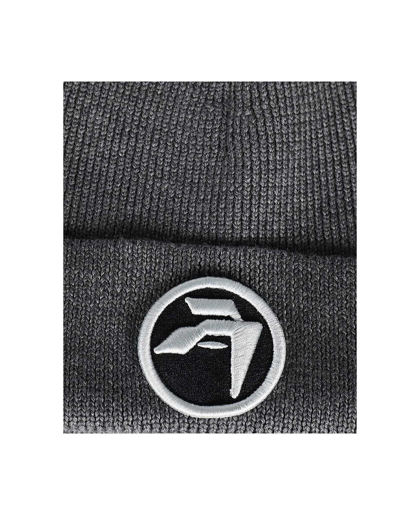 Knitted Beanie - 3