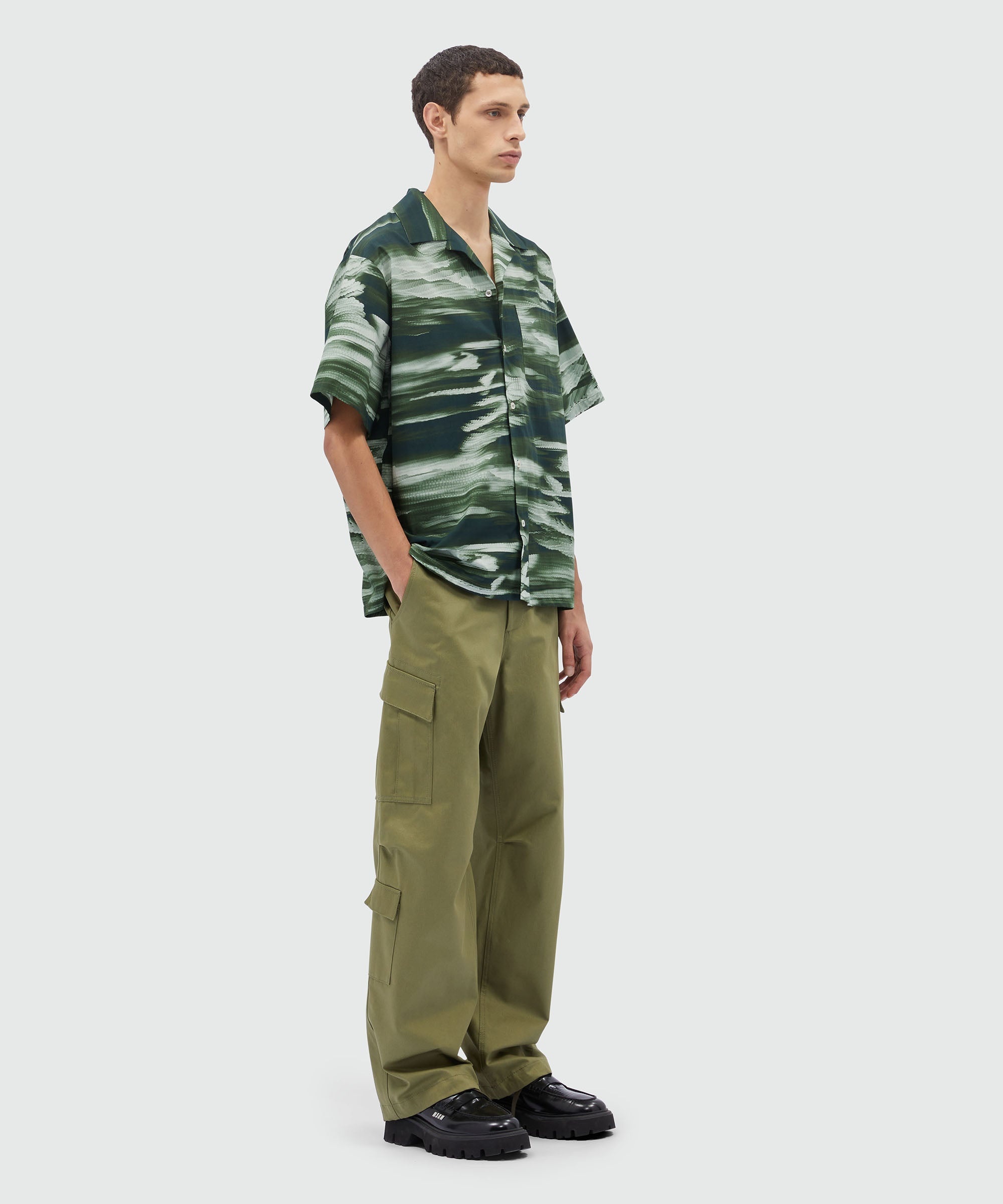 Poplin bowling shirt with collection grpahics - 4