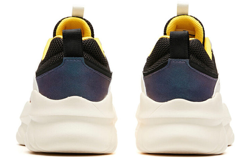 ANTA (WMNS) ANTA Life Series Sneakers 'White Black Red' 122018886-4 outlook