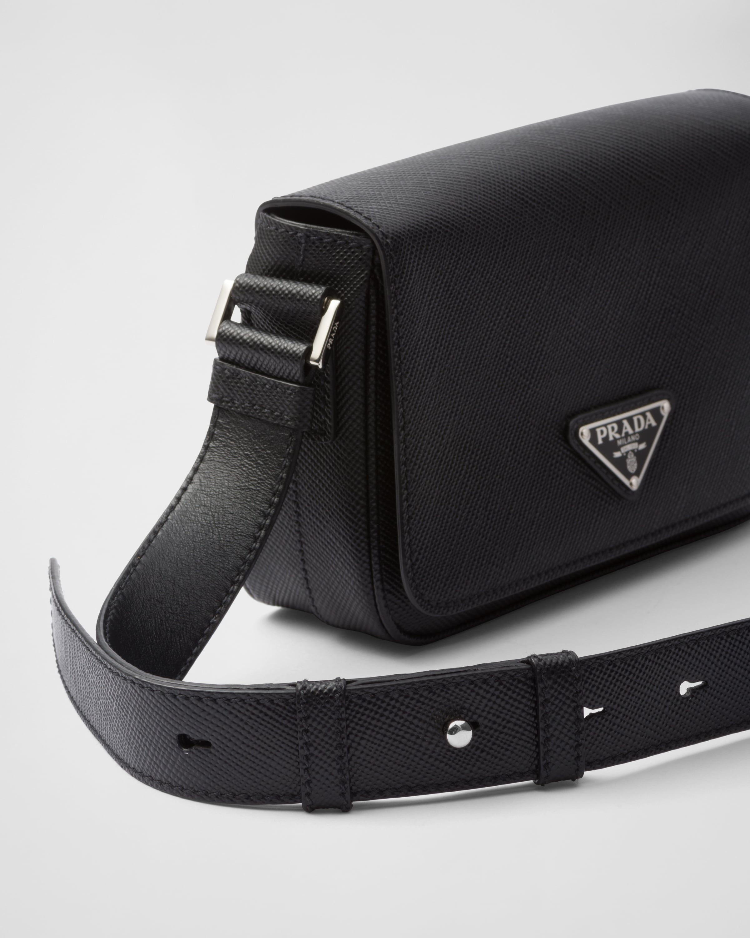 Saffiano leather shoulder bag - 6