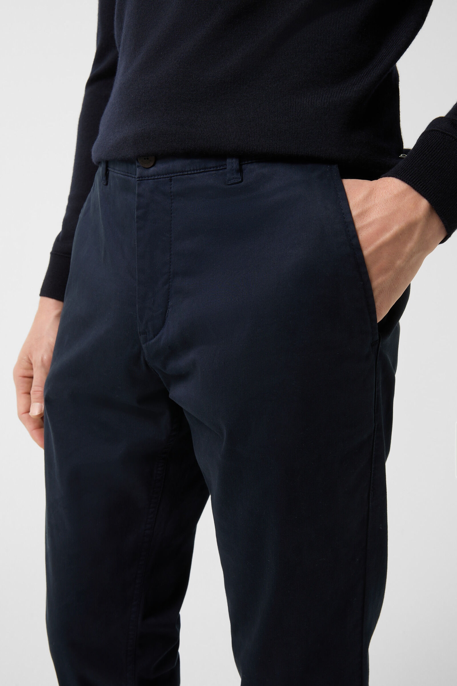 Nik chinos in Navy blue - 4