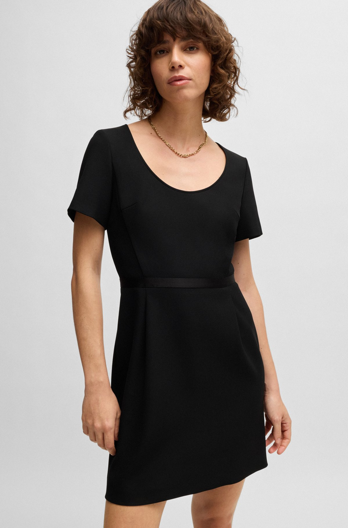 SLIM-FIT DRESS WITH RIBBON DETAIL - 6