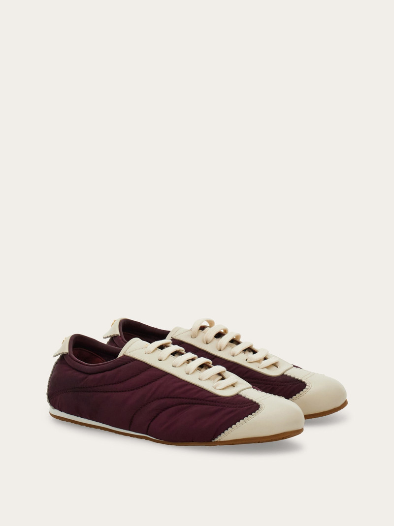 Sneaker 2