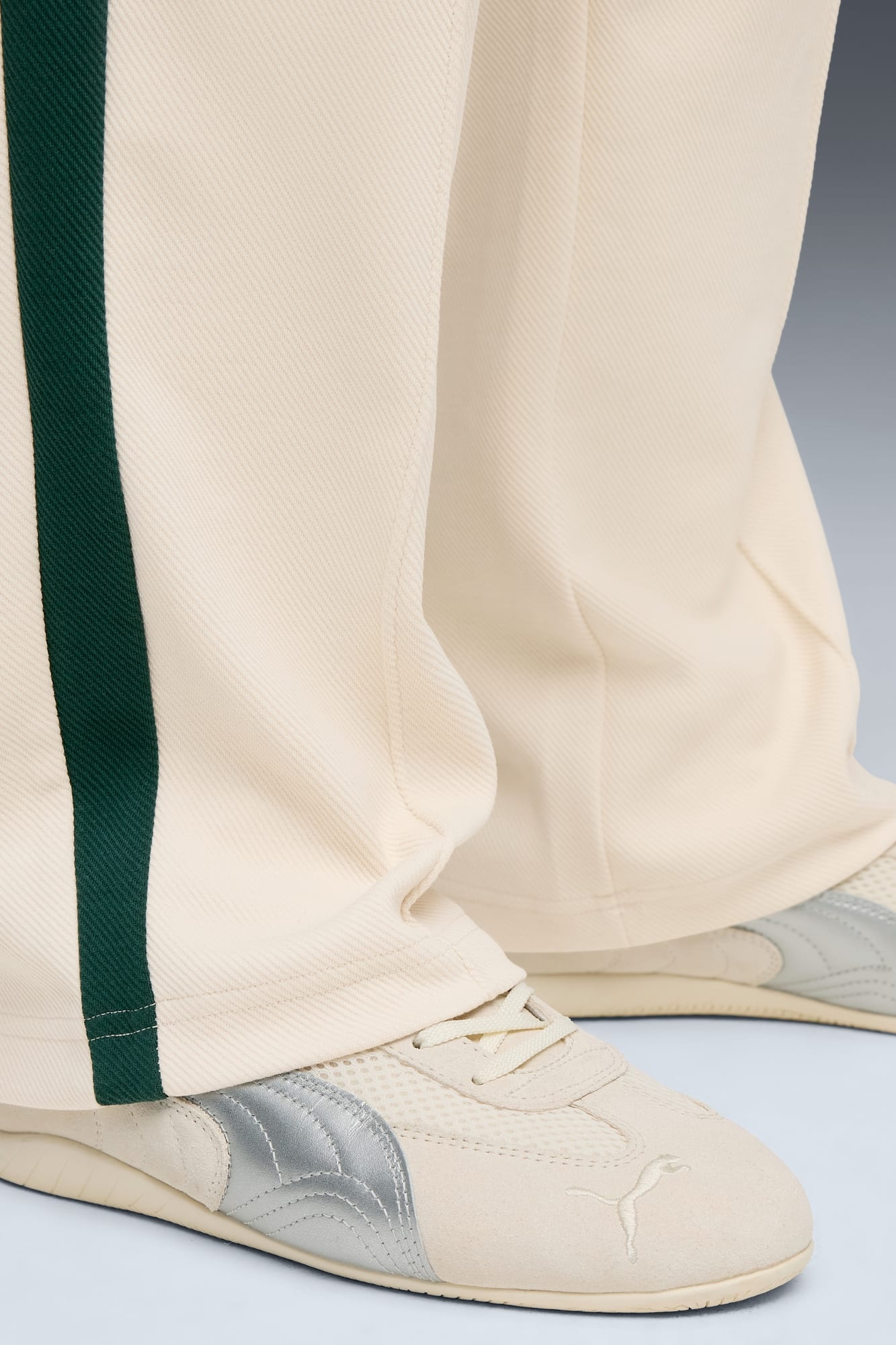 T7 Relaxed Track Pants Unisex - 7