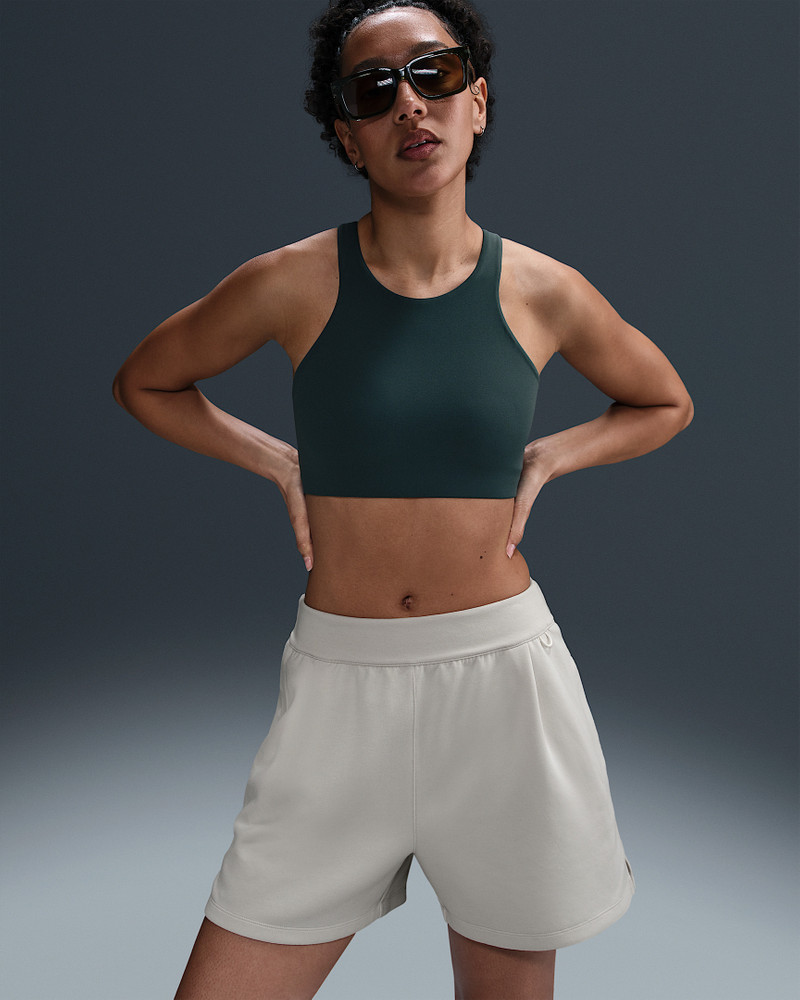 Nike Nike 24.7 ImpossiblySoft Women's Dri-FIT Mid-Rise Loose 4" Shorts outlook