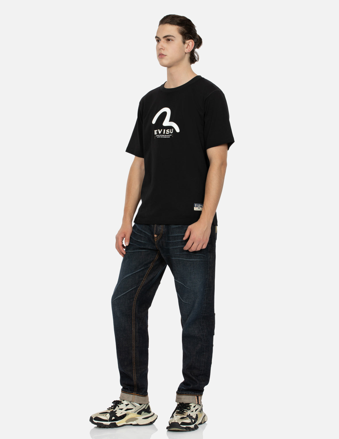 MULTI-PRINT AND MULTI-POCKET REGULAR FIT T-SHIRT - 3
