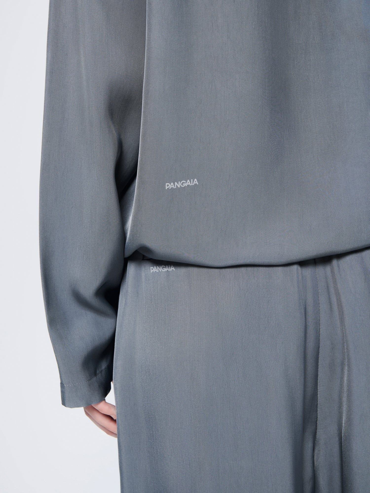 Womens AeoniQ™ Half-Zip Overtop - Atmosphere Gray - 6