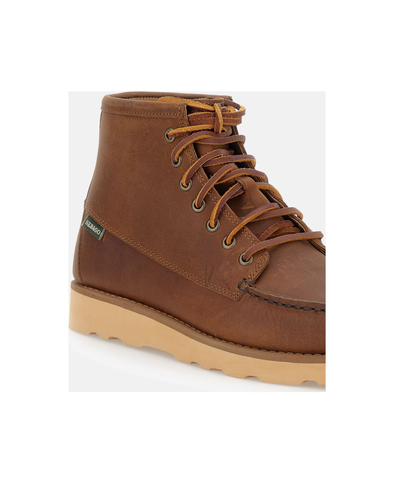 Tala Mid Crazy Horsemodel: Mid-heel Traditional Moc-toe Boot, Outdoor-inspired Upper Material: Thick - 4