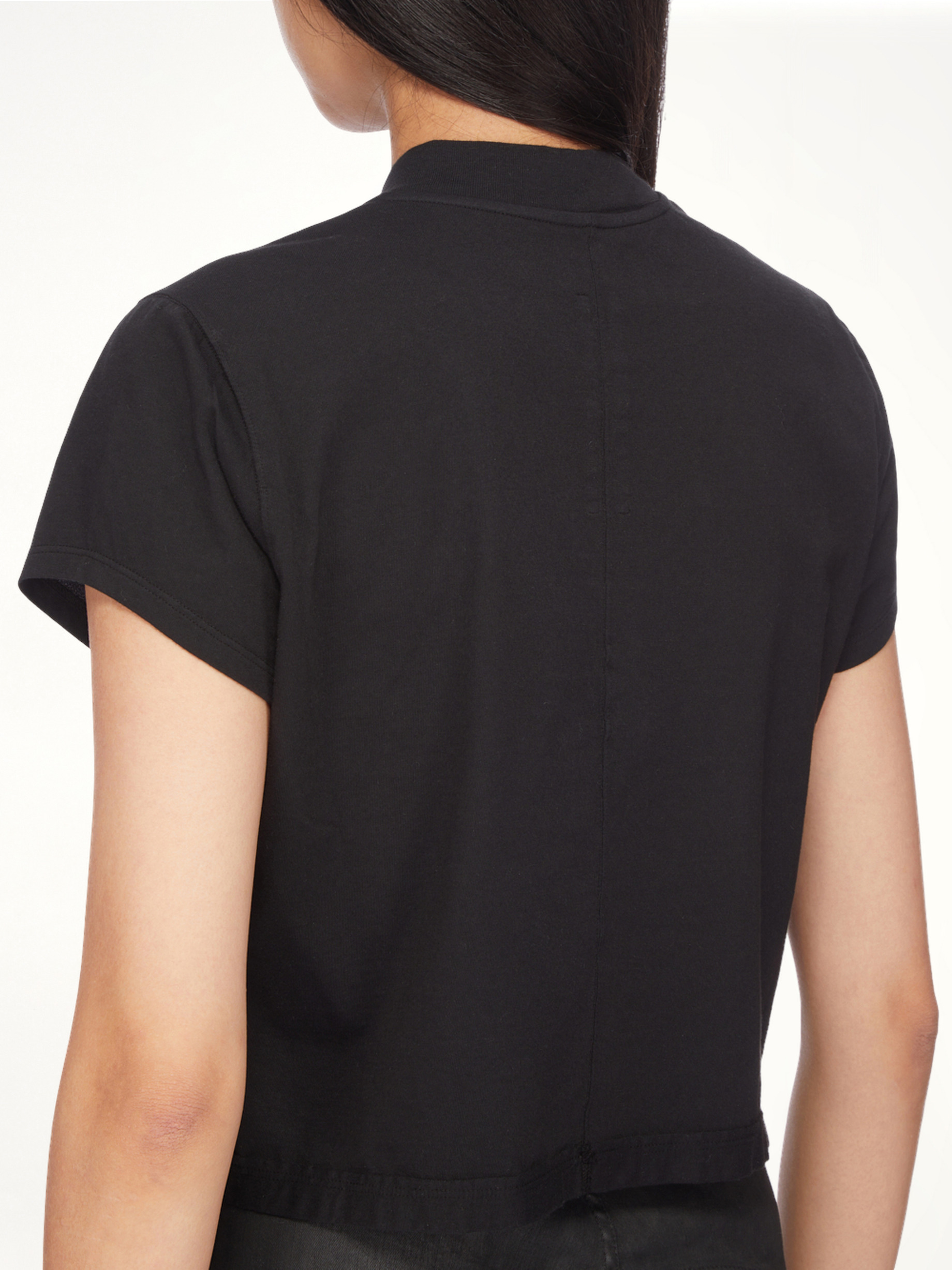 Cropped Small Level T-Shirt in Black - 6