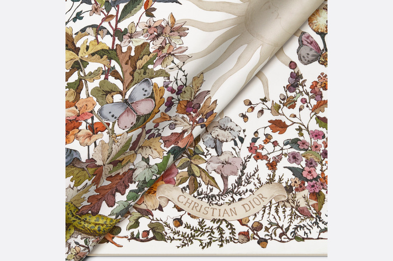 Dior 4 Saisons Automne Soleil 90 Square Scarf 4
