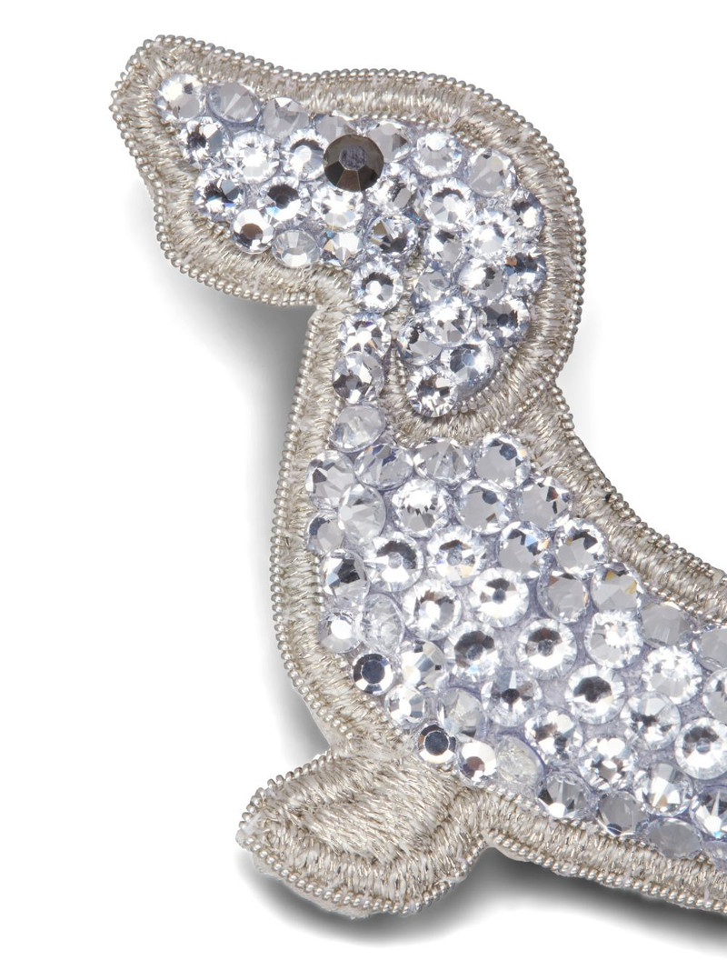 Hector-motif brooch 3