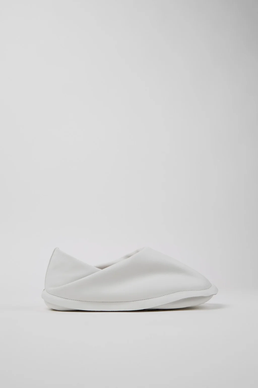 Camper x ISSEY MIYAKE - Peu Form White Leather Shoes for Women. - 1