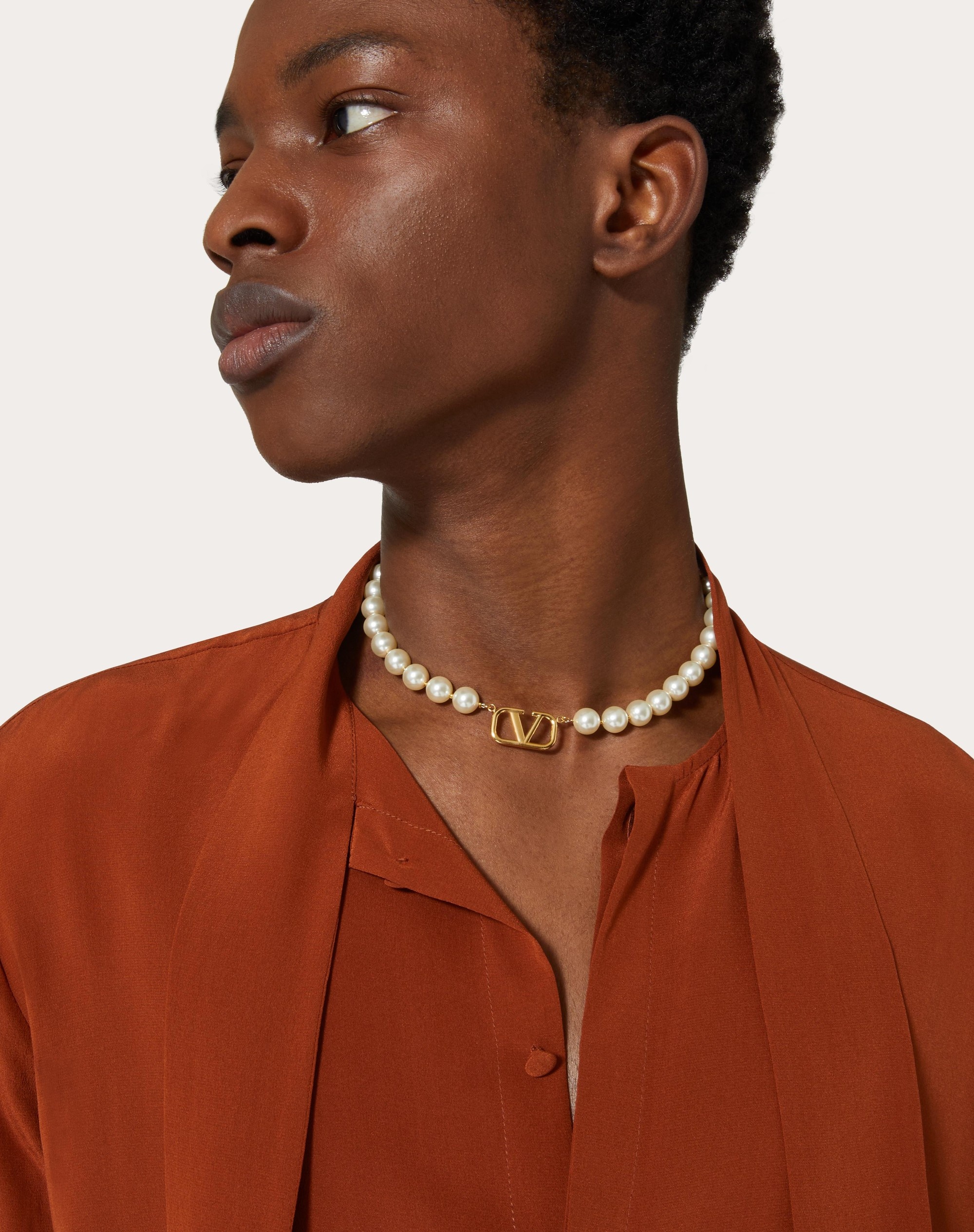 VLOGO SIGNATURE METAL CHOKER WITH SWAROVSKI® PEARLS - 5