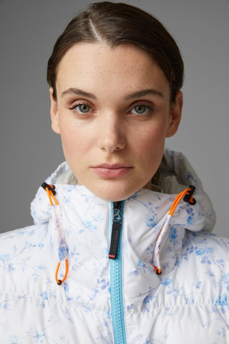 Naima Quilted waistcoat in White/Blue 5