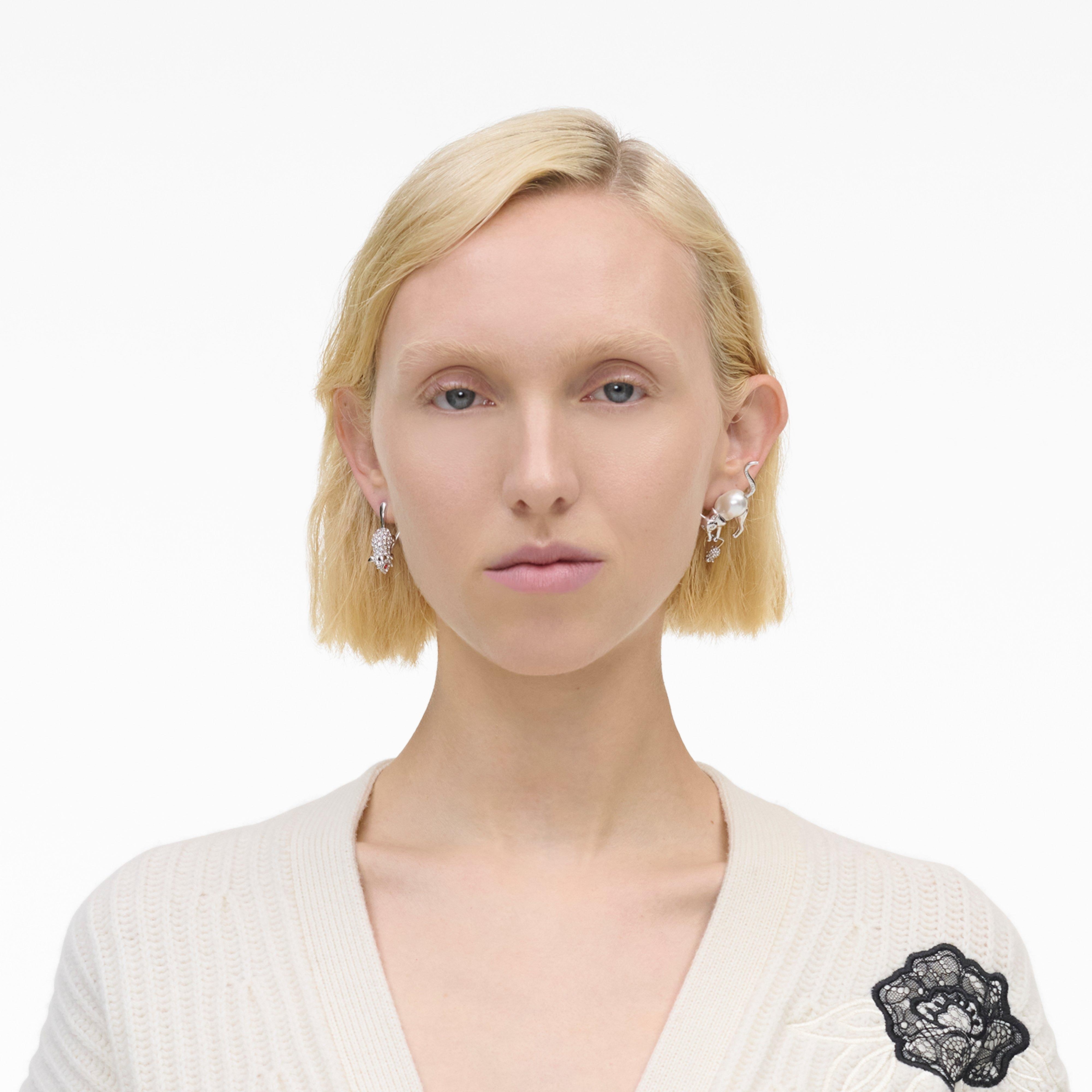 THE CAT AND MOUSE CRYSTAL EARRINGS - 6