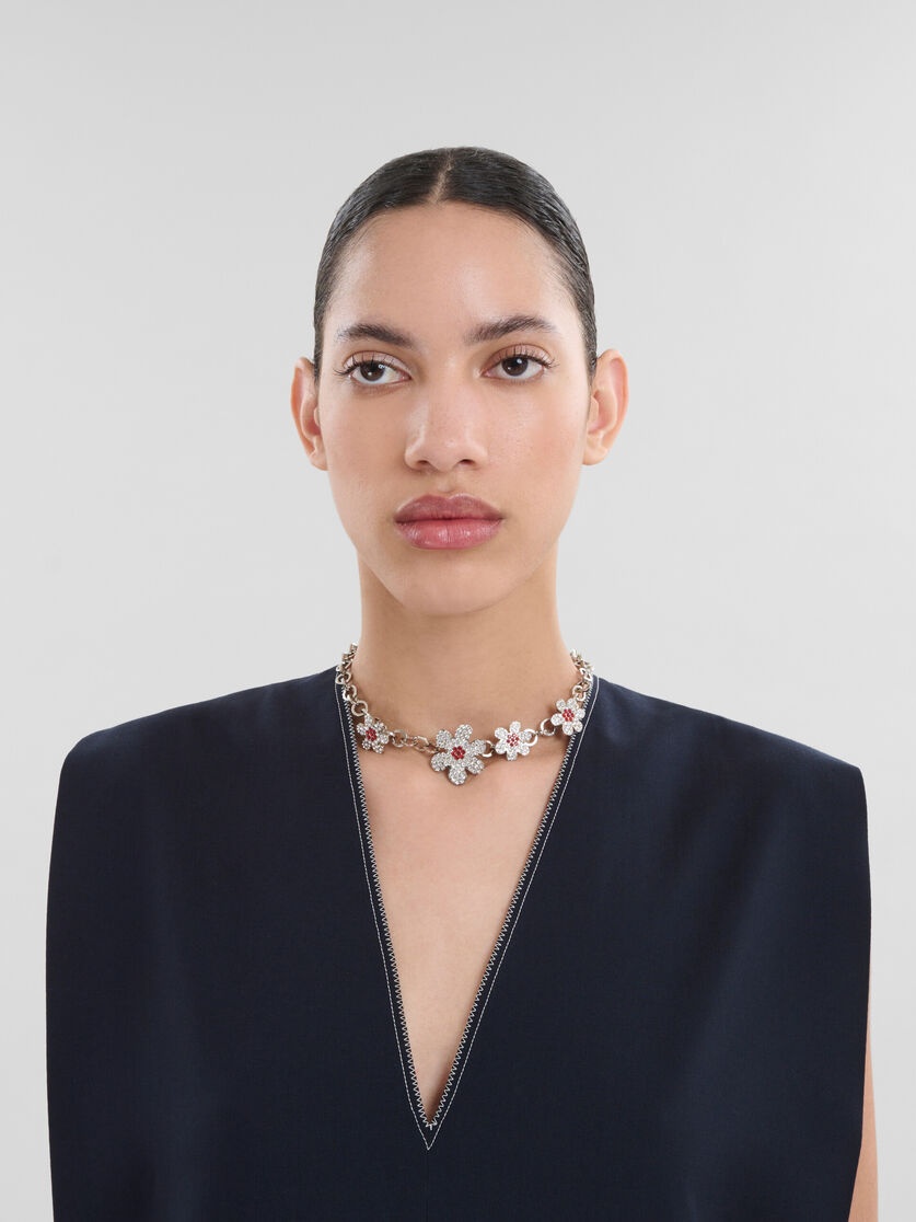 PALLADIUM ROUND LINK CHAIN NECKLACE WITH DAISY CHARMS - 2