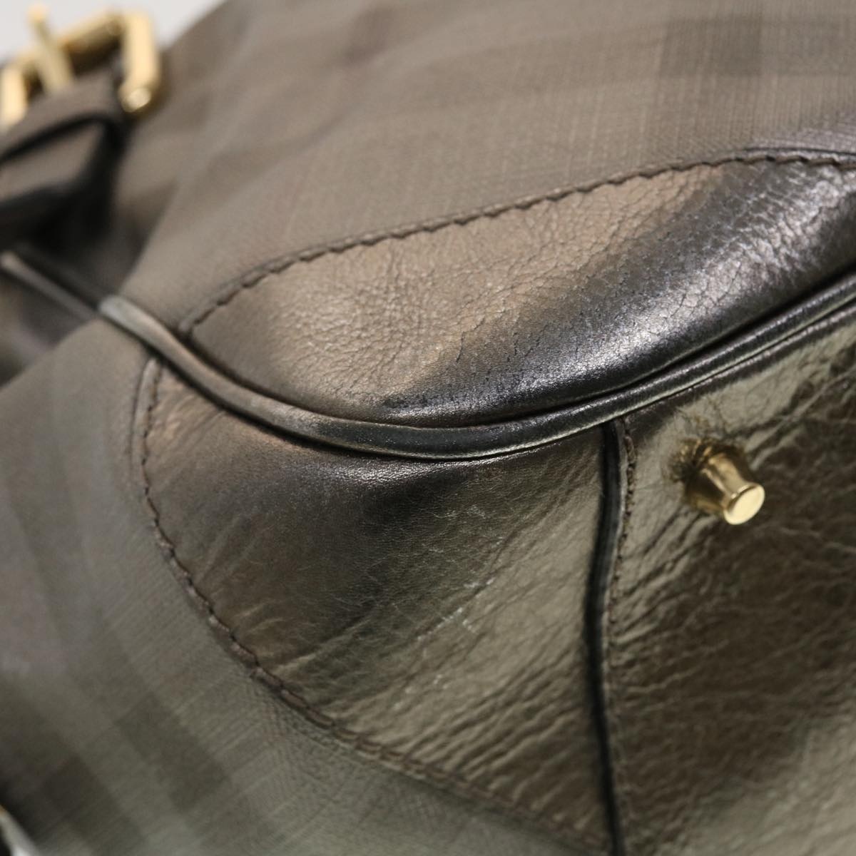 Burberry Nova Check Shoulder Bag Leather Silver - 16
