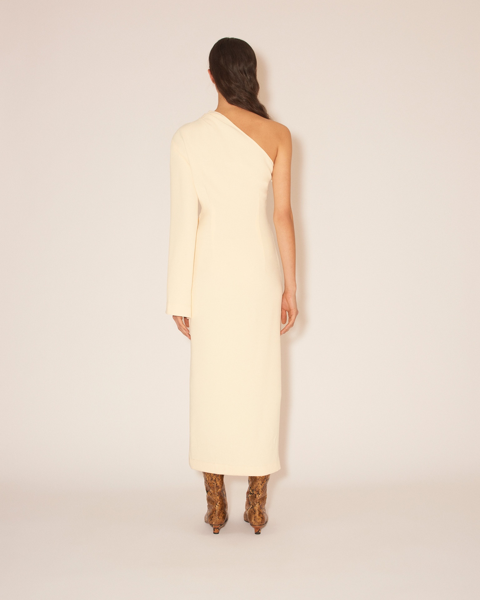 FLORENCE - Assymetric one sleeve wrap dress - Vanilla - 5
