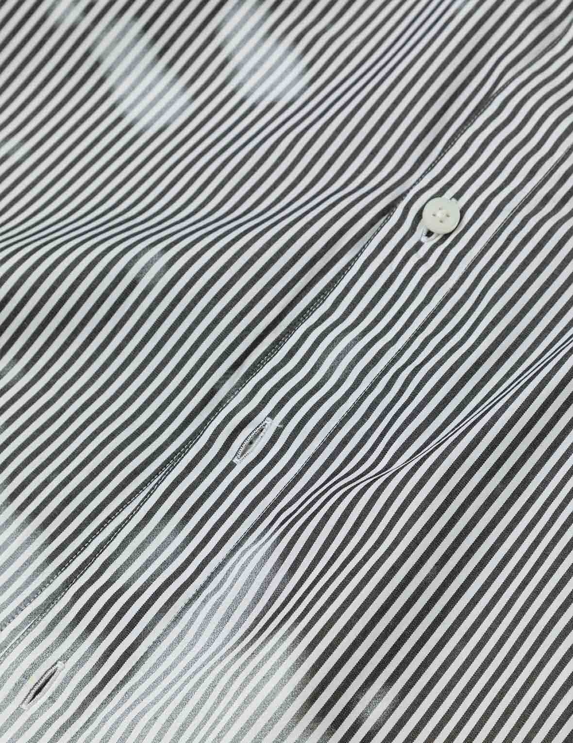 Two-tone Striped Oversized  Short-sleeve Shirt - 4