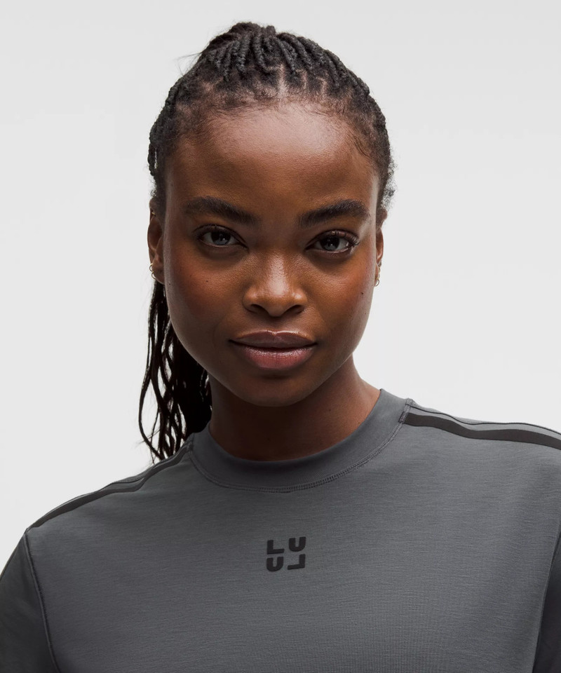 Jersey Training Cropped Short-Sleeve Shirt *Flocked 4