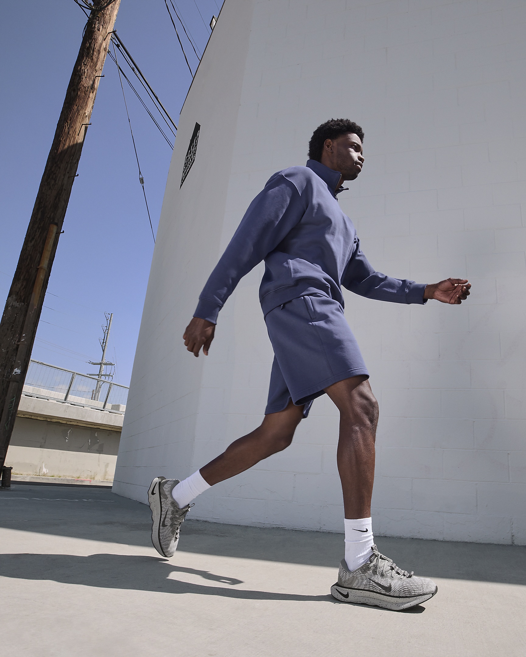 Nike Nike Motiva Men's Walking Shoes | REVERSIBLE