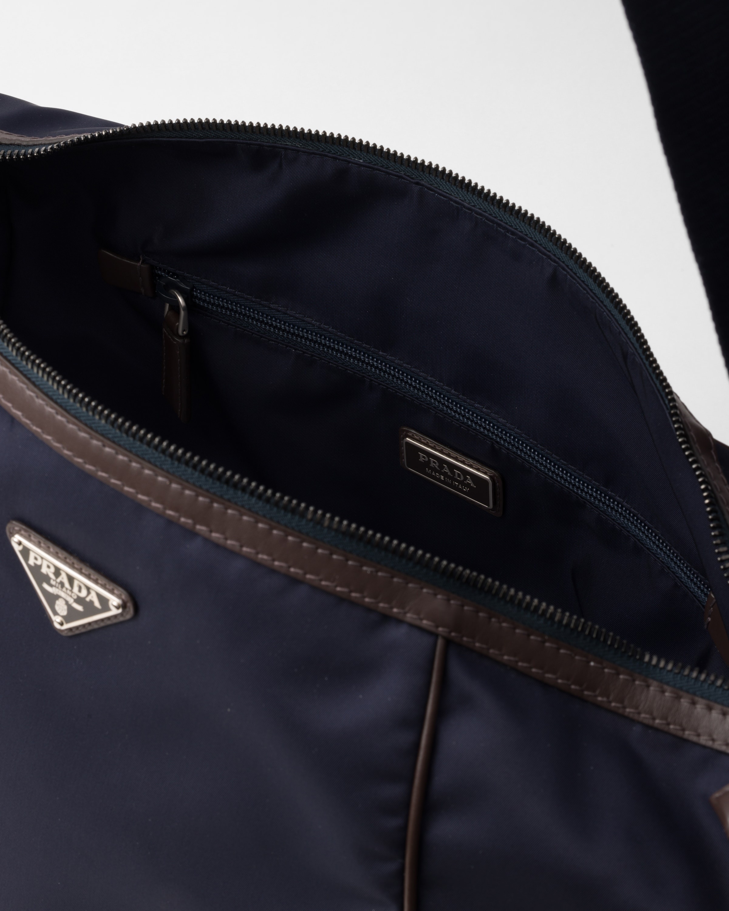 Re-Nylon and leather shoulder bag - 5