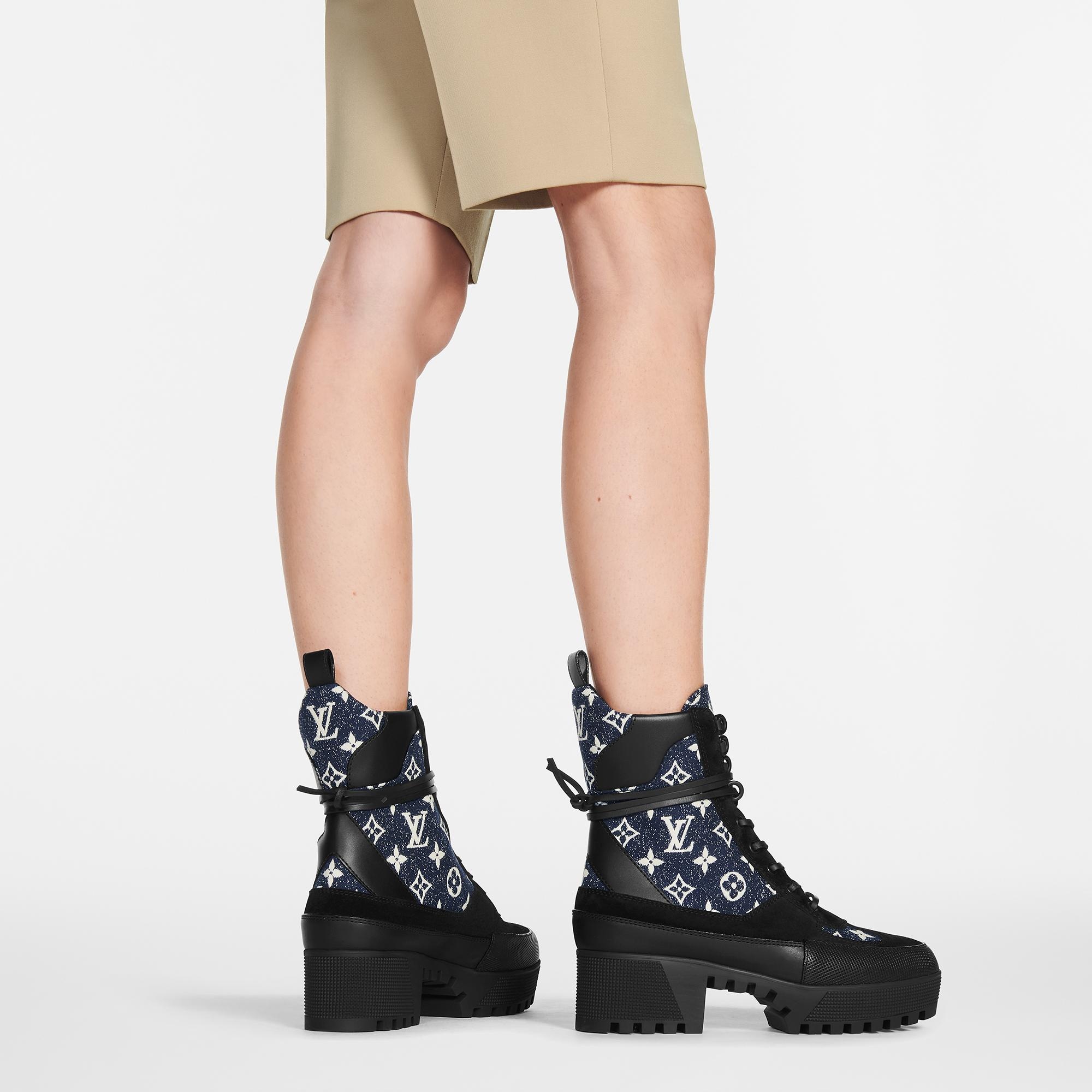 Laureate Platform Desert Boot - 7