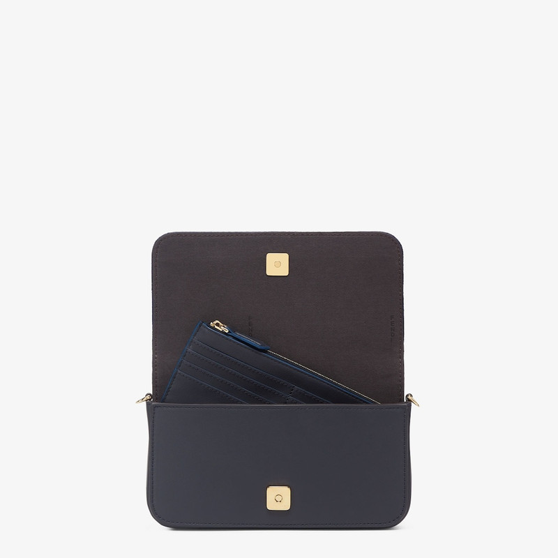 Fendigraphy Wallet On Chain 3