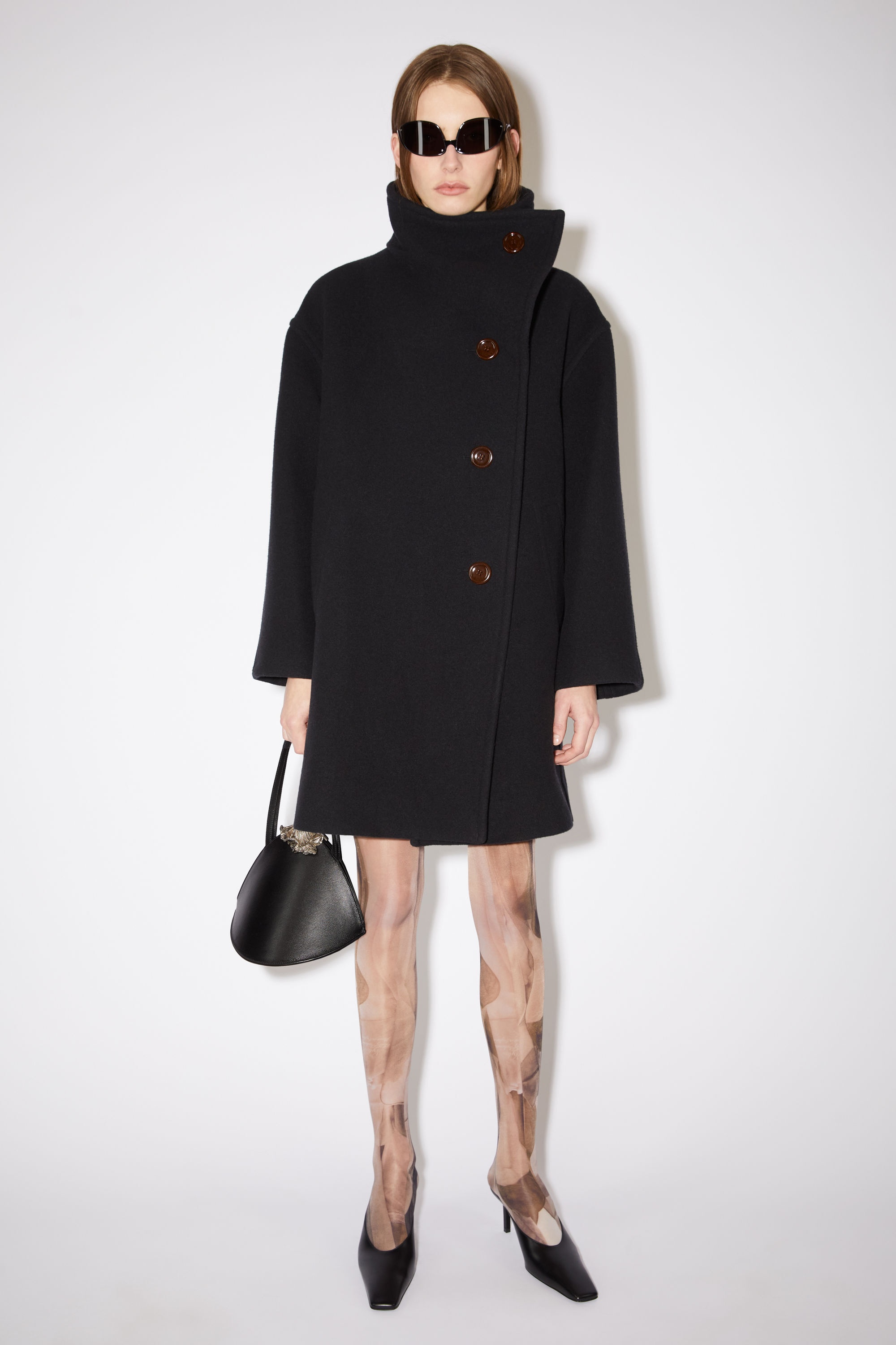 Wool funnel-neck coat - Black - 2