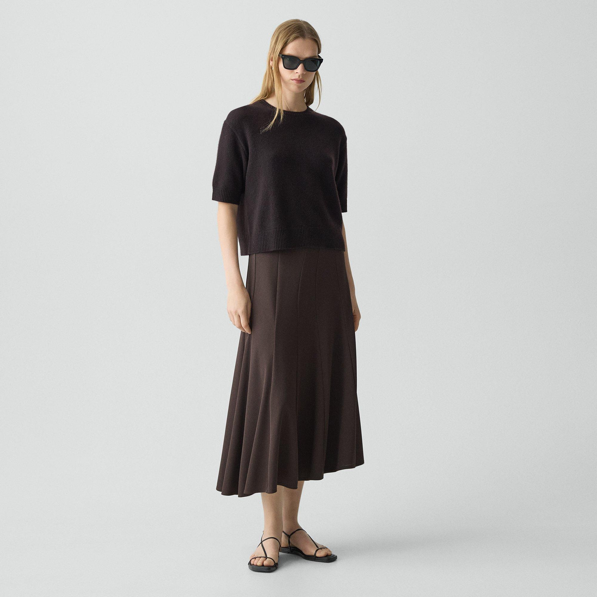 Fluted Seam Skirt in Crepe Jersey - 3