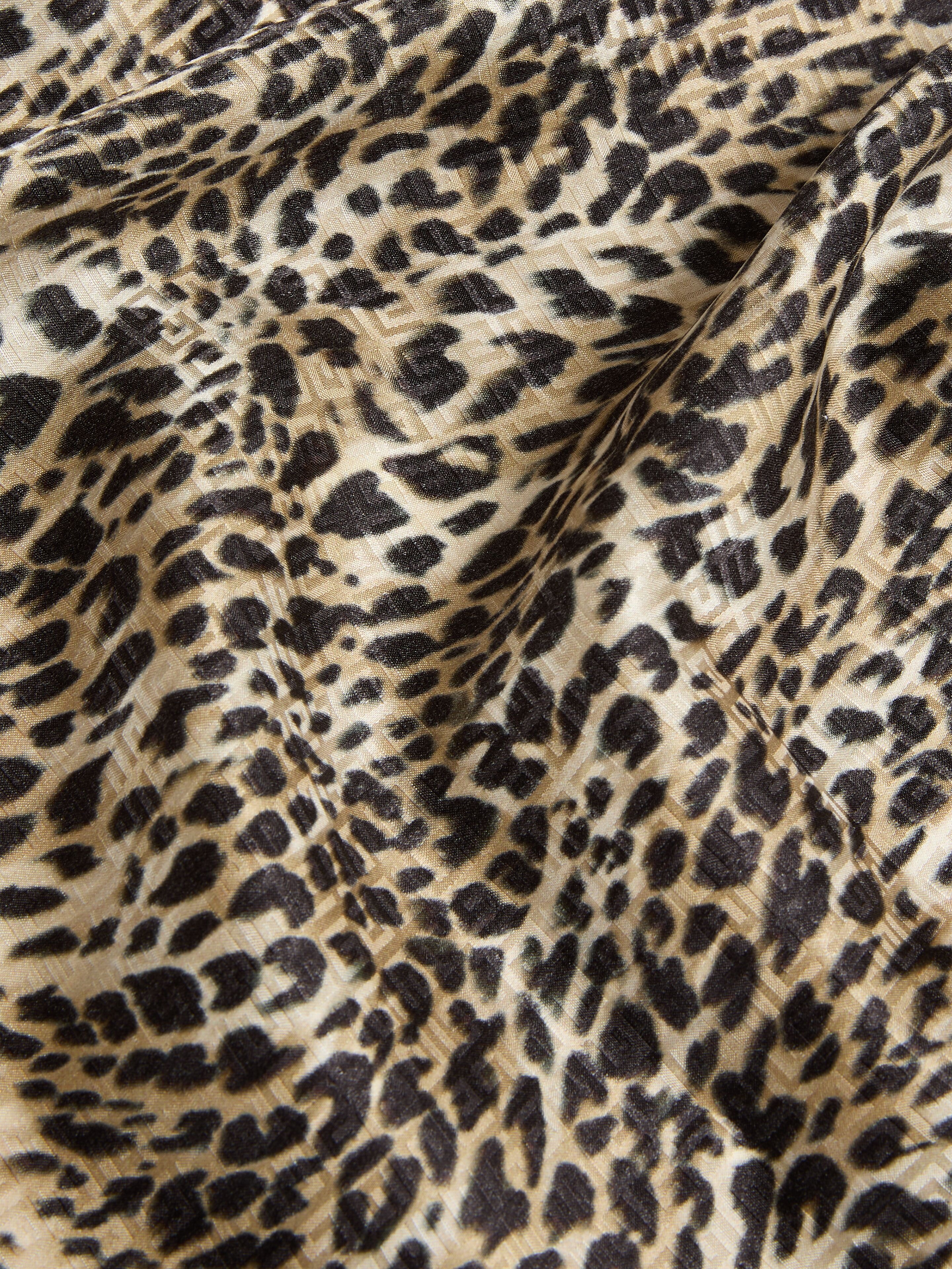 4G SQUARE IN SILK WITH LEOPARD PRINT - 2