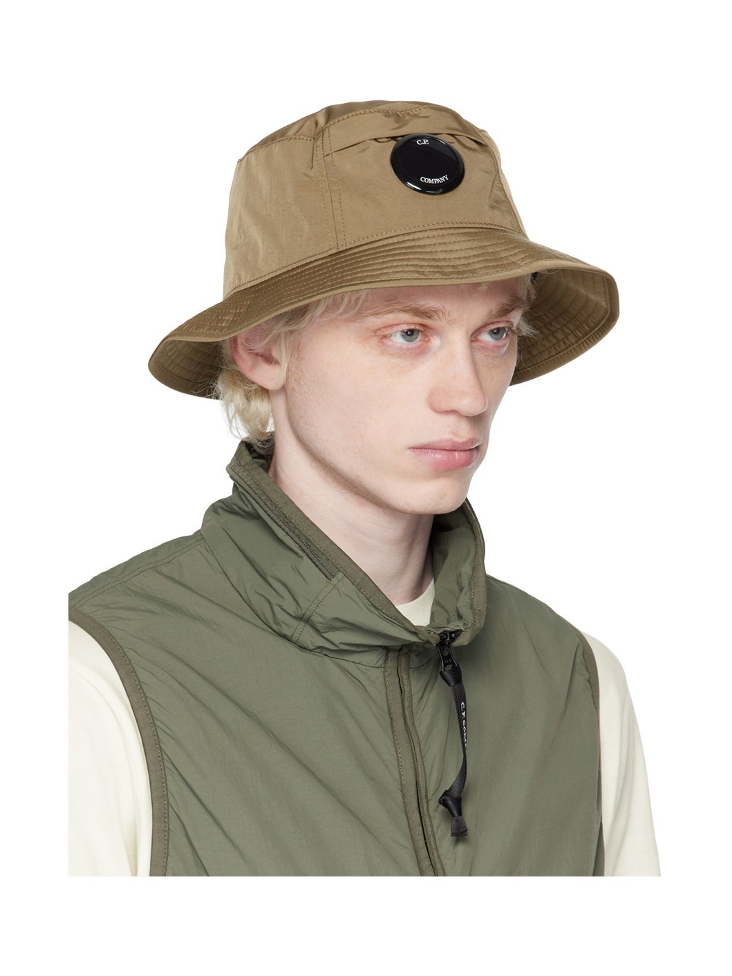 帽子 C.P Company Chrome-R Lens Bucket Hat Caps & Hats C.P. Company Chrome-R Lens Bucket Hat | The Firm