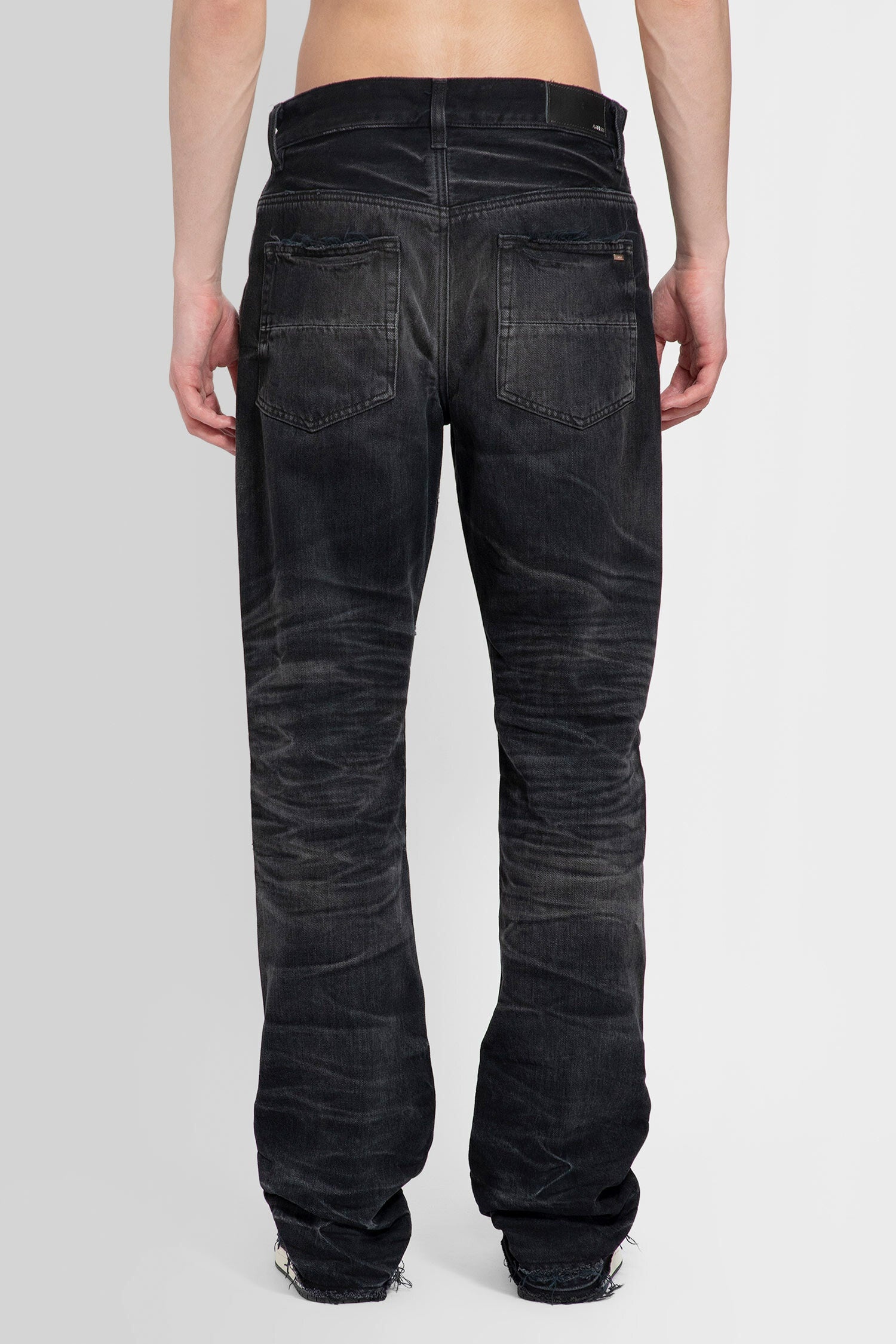 Release-Hem-Straight-Jeans - 3