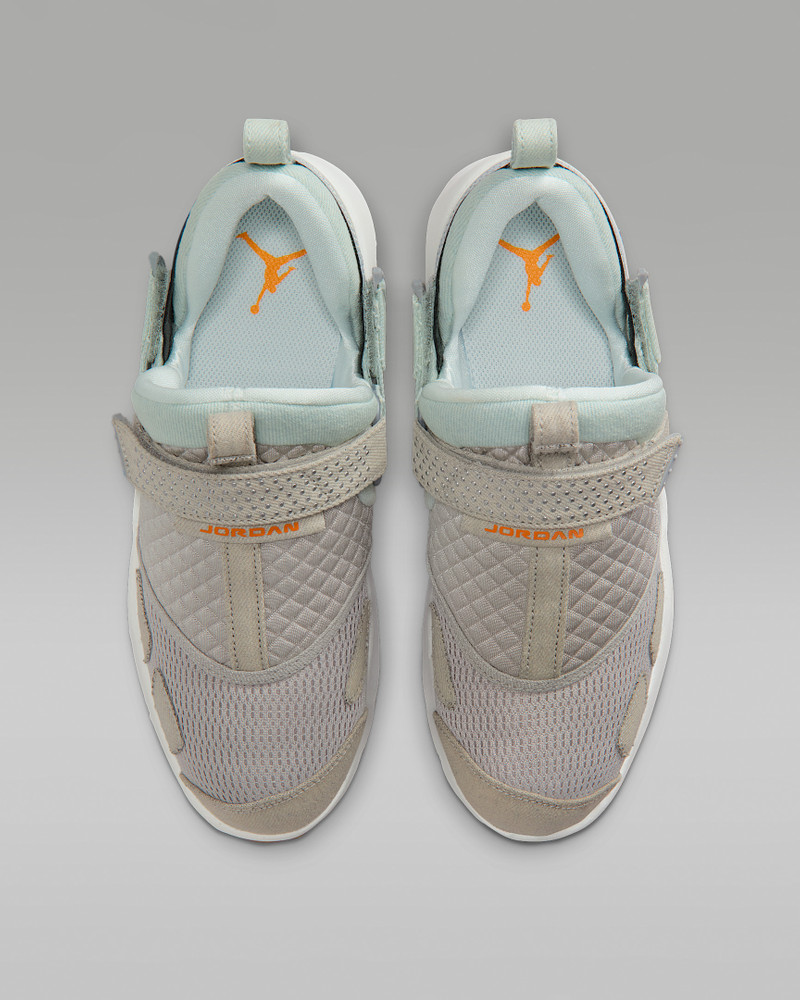 Jordan Trunner LX Women's Shoes 4