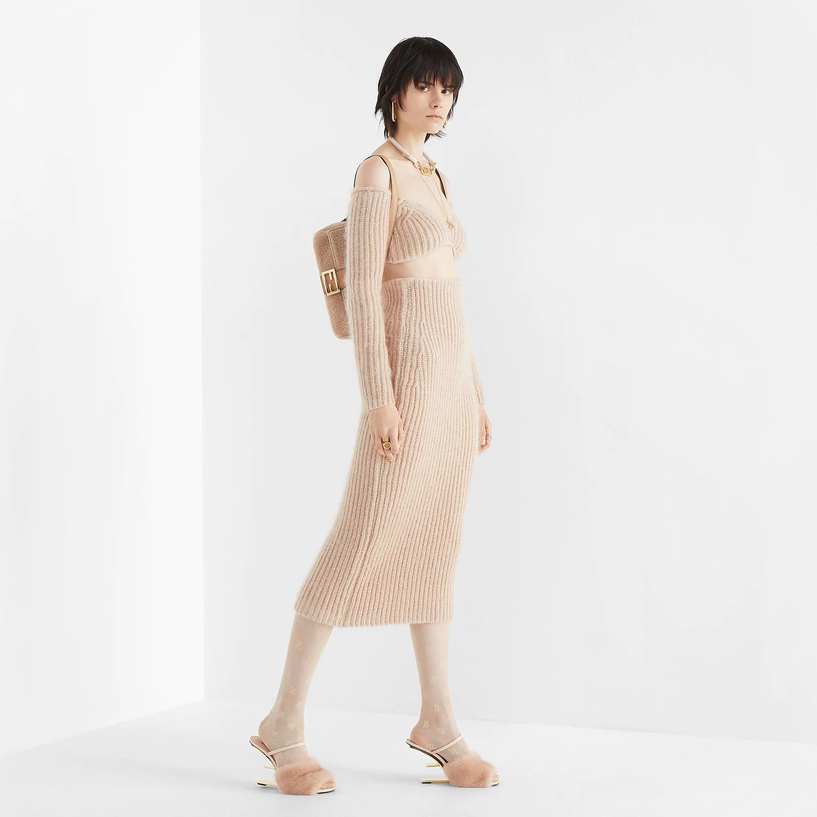 Pink mohair skirt - 4